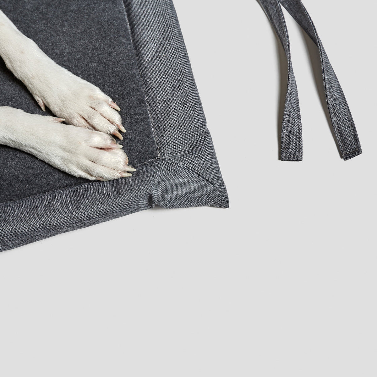 Dog Mat Water-Repellent Mid Grey - Dark Grey product image